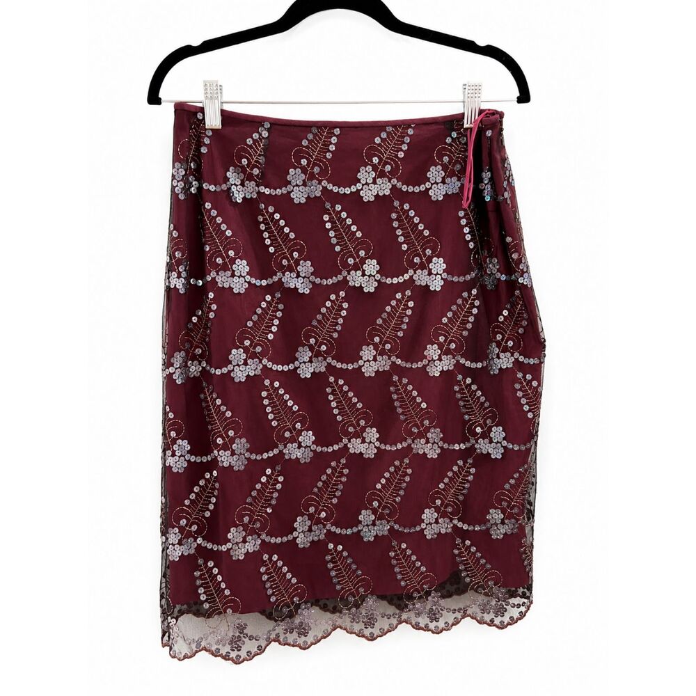 Due Per Due Knee Length Skirt | Size: 10
